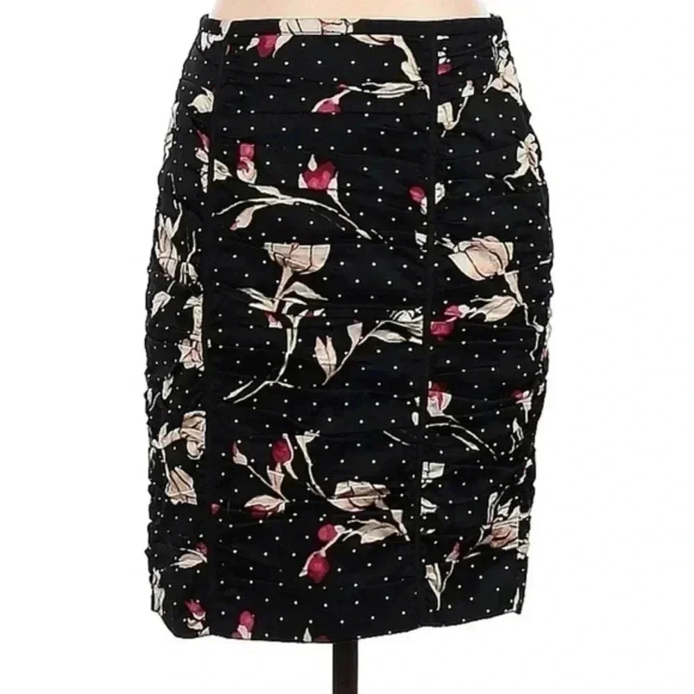 White House Black Market | Black Floral Polka Dot Ruched Pencil Skirt Size 2 XS